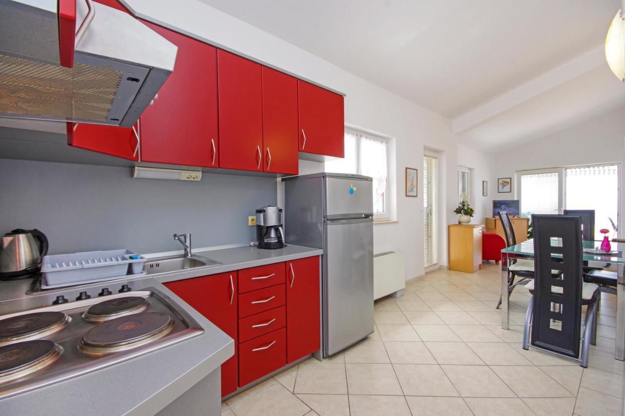 Matanovi Dvori Md Apartments Makarska Exterior photo